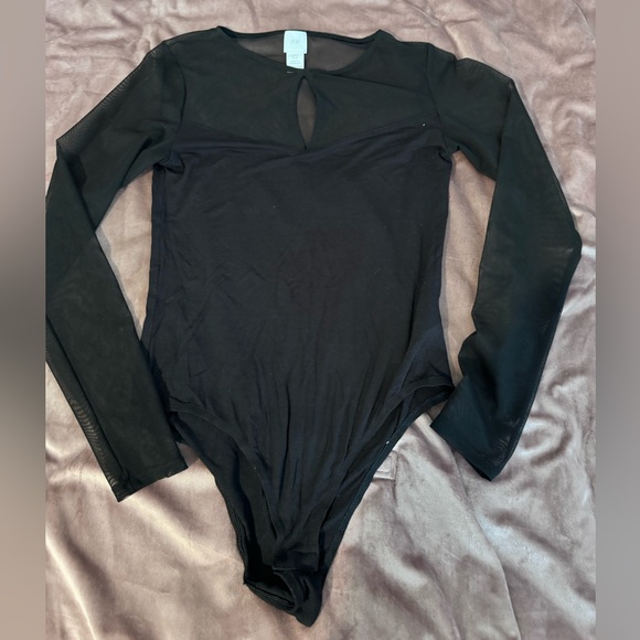 H&M Tops - H&M black bodysuit
